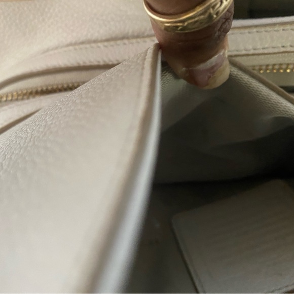 Coach Bag ivory in color - Picture 6 of 10